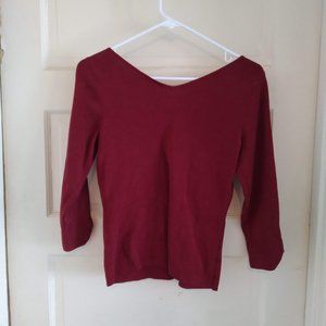 ANN TAYLOR. V Neck Sweater. Knit. Red. Size XS